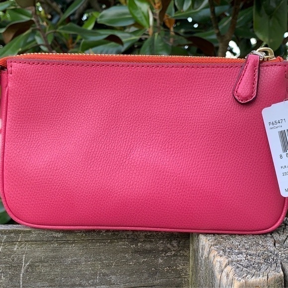 65471 Coach Oversized Floral Rivet Appliqué NWT - Picture 2 of 3